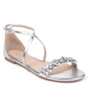 Jewel Badgley Mischka Tessy Silver Flat Sandal 7.5